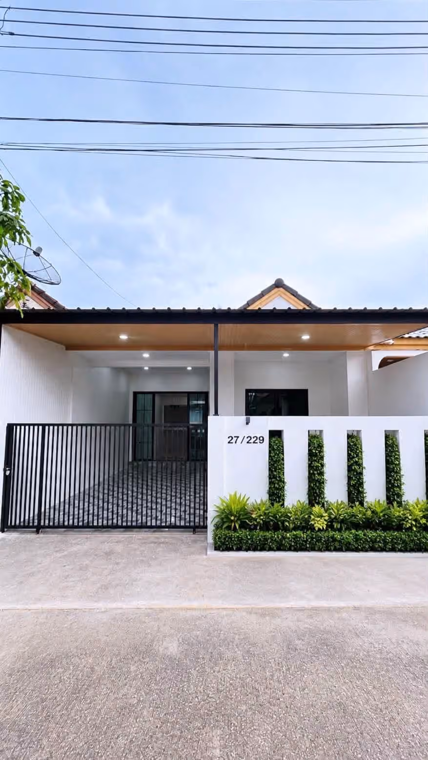 ขายทาวน์เฮ้าส์ หมู่บ้านโชคทิพย์ ฉลอง 2 นอน 28ตรว