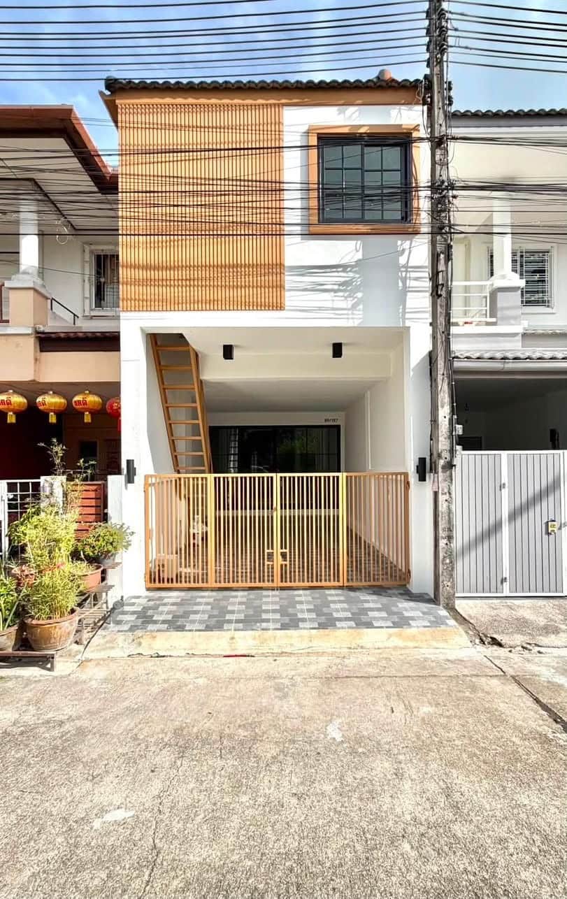 ขายบ้าน พนาสนธิ์บ่อแร่ ทาวเฮ้าส์ 2 ชั้น สวยสไตล์โมเดิร์น MINIMAL