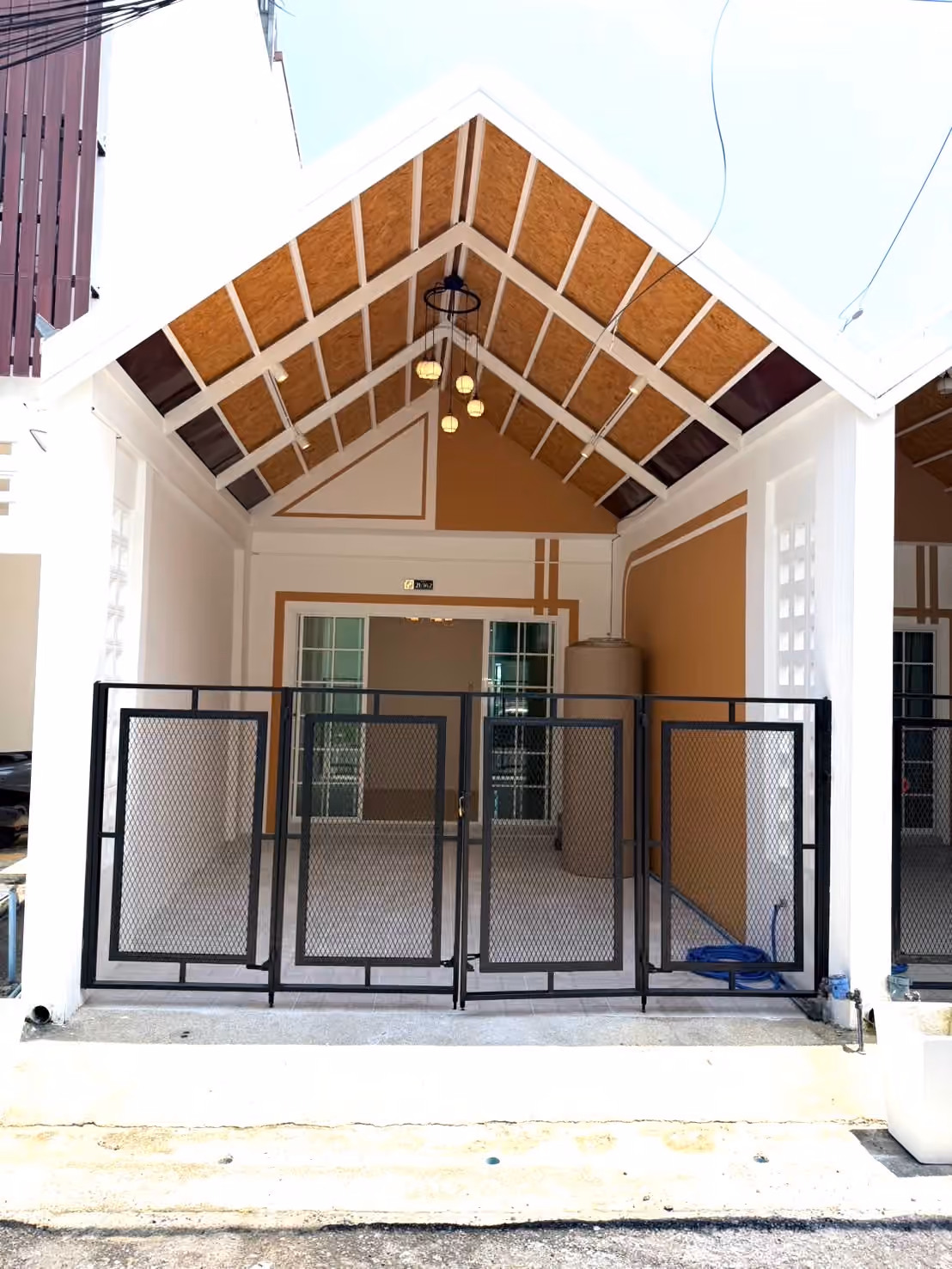 ขายบ้านทาวน์เฮาส์ชั้นเดียว โซนเมือง วิชิต